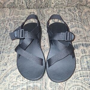 Mens CHACO Black Sandals Size 9W -BRAND NEW no tags  (9 WIDE)